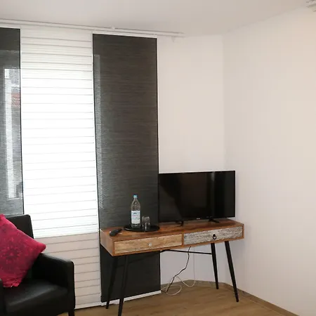 Braeuhaeusle Отель