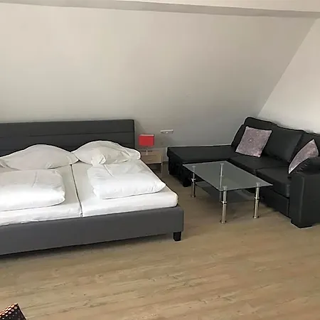 Hotel Braeuhaeusle 3*
